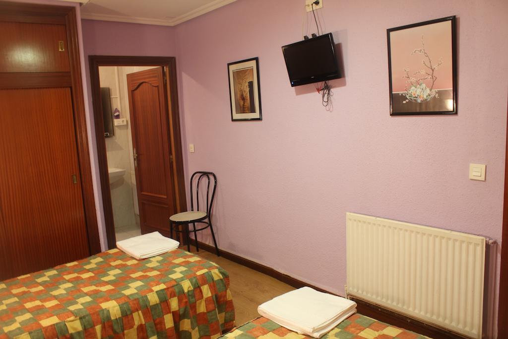Hostal Temino Burgo Habitación foto