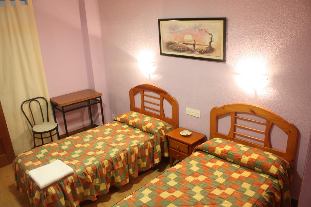 Hostal Temino Burgo Habitación foto